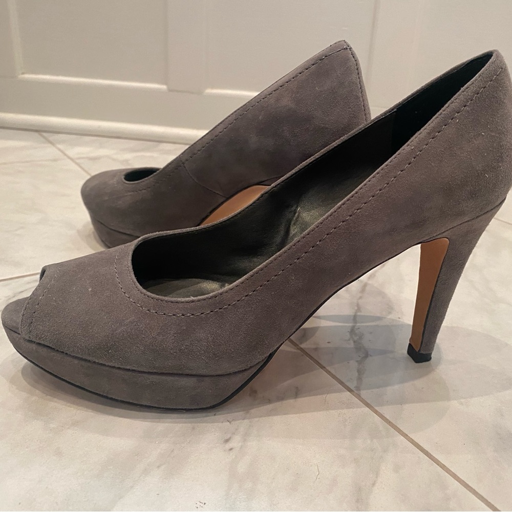 Vaneli Peep Toe Platform Pump. Gray Suede.  3 3/4 heel with 3/4 platform.